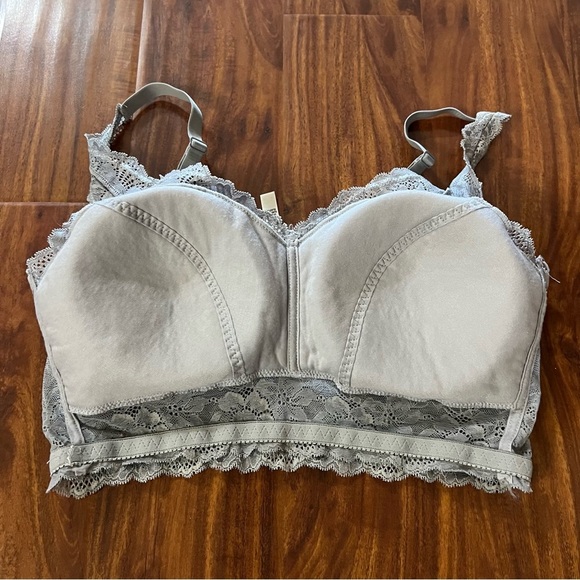 Rhonda Shear Gray Floral Lace Bralette size 2X - Picture 6 of 6
